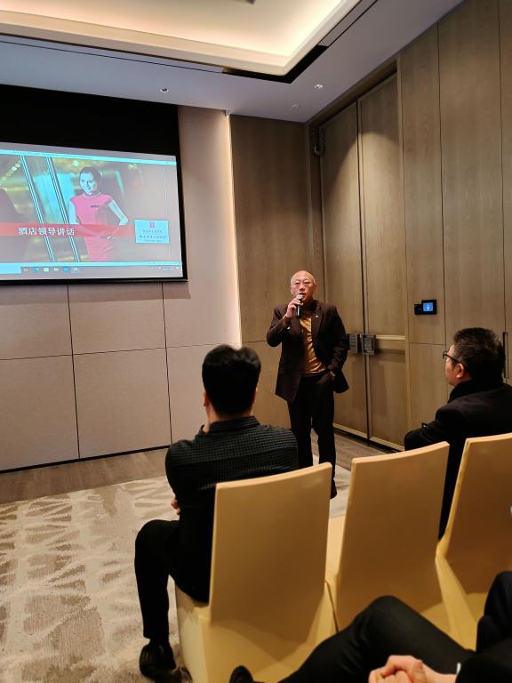 西安中晶华邑酒店总经理黎国豪先生讲话